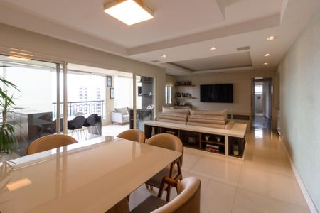 Apartamento à venda com 137m², 3 quartos e 2 vagasSala