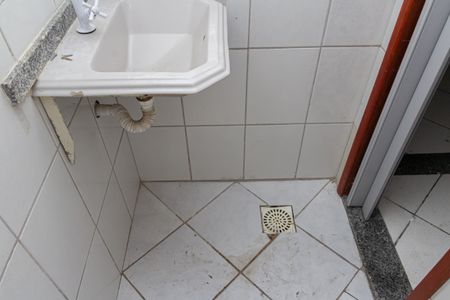 Casa para alugar com 75m², 2 quartos e 1 vagaBanheiro social