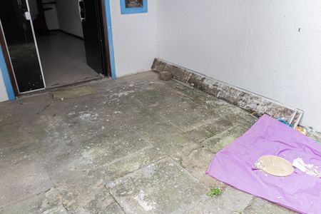 Casa para alugar com 75m², 2 quartos e 1 vagaVaranda