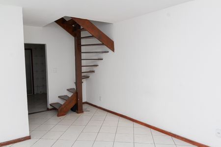Casa para alugar com 75m², 2 quartos e 1 vagaSala