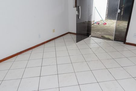Casa para alugar com 75m², 2 quartos e 1 vagaSala