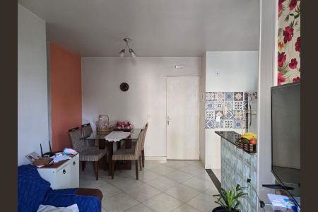 Sala  de apartamento para alugar com 2 quartos, 54m² em Jardim Albertina, Guarulhos