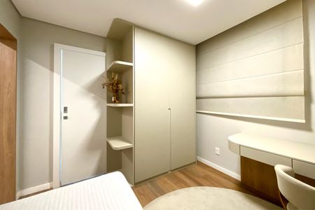 Apartamento à venda com 73m², 3 quartos e 2 vagasSemi Suite 2