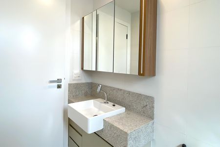 Apartamento à venda com 73m², 3 quartos e 2 vagasBanheiro da Suíte 1
