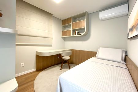 Apartamento à venda com 73m², 3 quartos e 2 vagasSemi Suite 2