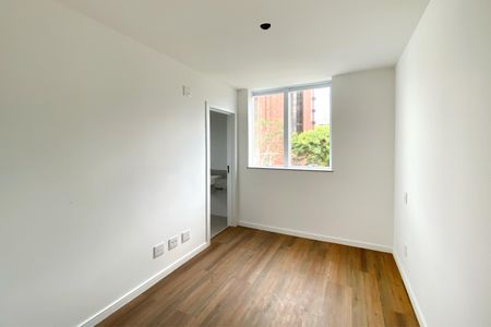 Apartamento à venda com 73m², 3 quartos e 2 vagasSuite 1