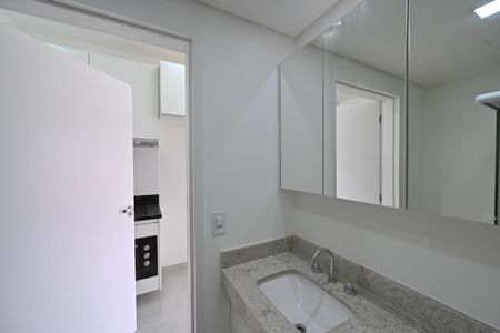 Banheiro Social de kitnet/studio para alugar com 1 quarto, 26m² em Vila Clementino, São Paulo