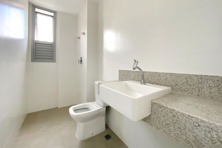 Apartamento à venda com 73m², 3 quartos e 2 vagasBanheiro da Suíte 1