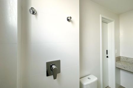 Apartamento à venda com 73m², 3 quartos e 2 vagasBanheiro das Semi suites