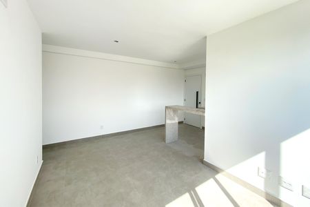 Sala de apartamento à venda com 2 quartos, 60m² em Santa Efigênia, Belo Horizonte