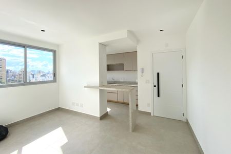 Sala de apartamento à venda com 3 quartos, 73m² em Santa Efigênia, Belo Horizonte
