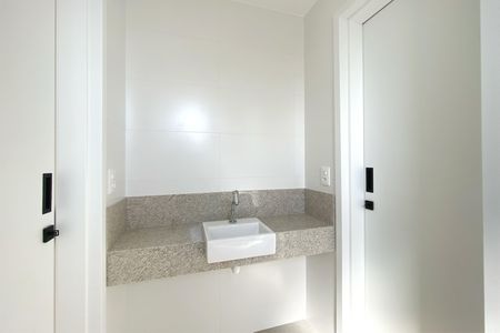 Apartamento à venda com 73m², 3 quartos e 1 vagaBanheiro das Semi suites