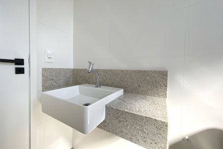 Apartamento à venda com 73m², 3 quartos e 1 vagaBanheiro da Suíte 1