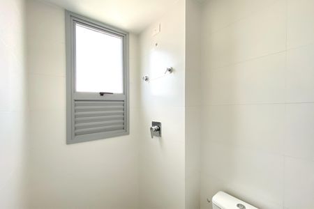 Apartamento à venda com 122m², 2 quartos e 2 vagasBanheiro da Suíte 2
