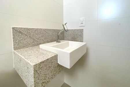 Apartamento à venda com 122m², 2 quartos e 2 vagasBanheiro da Suíte 2