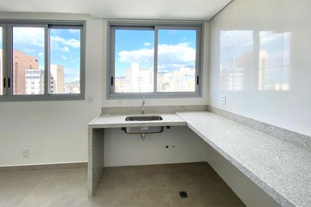 Apartamento à venda com 122m², 2 quartos e 2 vagasCozinha