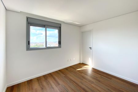 Apartamento à venda com 122m², 2 quartos e 2 vagasSuite