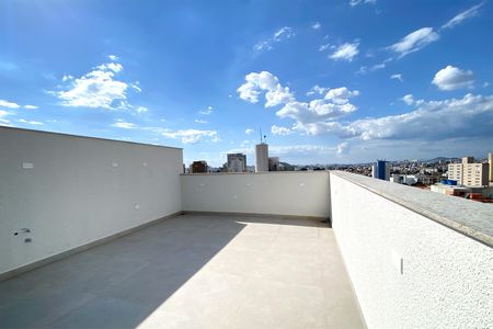 Apartamento à venda com 122m², 2 quartos e 2 vagasCobertura