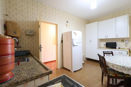 Apartamento para alugar com 107m², 2 quartos e sem vagaCozinha