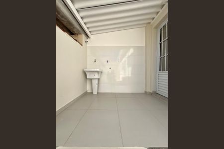 Casa para alugar com 49m², 1 quarto e 1 vagaÁrea de Serviço