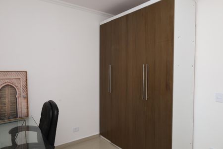Quarto 2 de apartamento à venda com 2 quartos, 60m² em Vila Carmosina, São Paulo