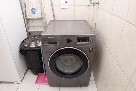 Apartamento à venda com 60m², 2 quartos e 1 vagaÁrea de Serviço