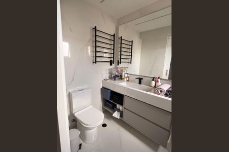 Apartamento à venda com 117m², 4 quartos e 2 vagasBanheiro