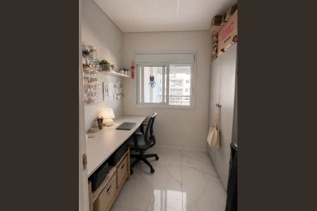 Apartamento à venda com 117m², 4 quartos e 2 vagasEscritorio