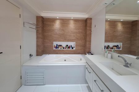 Casa de condomínio à venda com 145m², 3 quartos e 2 vagasBanheiro da Suíte 1