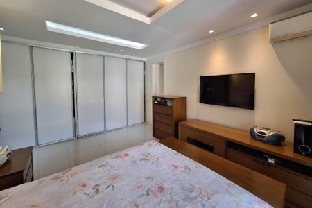 Casa de condomínio à venda com 145m², 3 quartos e 2 vagasSuíte 1