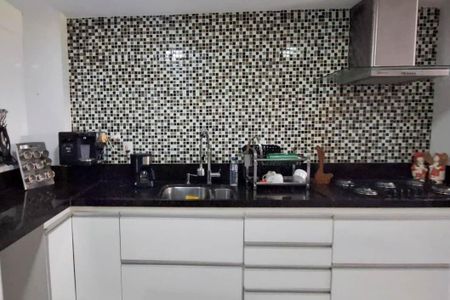 Casa de condomínio à venda com 145m², 3 quartos e 2 vagasCozinha
