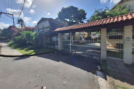 Casa de condomínio à venda com 145m², 3 quartos e 2 vagasplaca