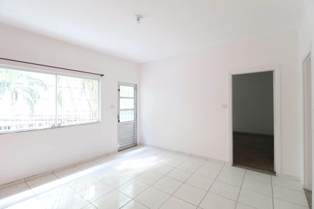 Casa para alugar com 3 quartos, 100m² em Vila Gustavo, São Paulo