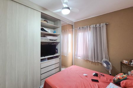 Apartamento à venda com 63m², 2 quartos e 1 vagaQuarto 2