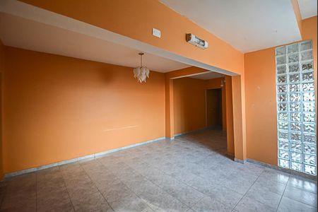 Sala de casa à venda com 2 quartos, 125m² em Jardim das Acacias, São Bernardo do Campo