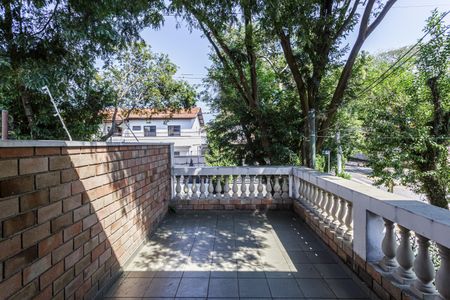 Varanda de casa à venda com 3 quartos, 220m² em Indianópolis, São Paulo
