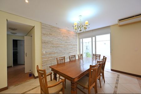 Sala de casa à venda com 4 quartos, 332m² em Vila da Saúde, São Paulo