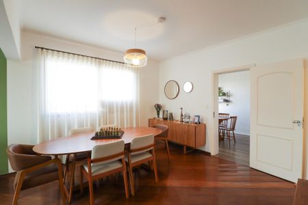 Apartamento à venda com 134m², 3 quartos e 2 vagas Apartamento à venda com 134m², 3 quartos e 2 vagasSala