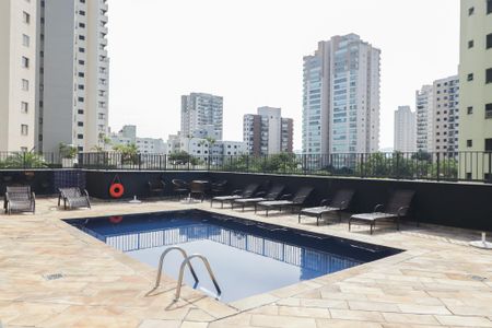 Apartamento à venda com 134m², 3 quartos e 2 vagas Apartamento à venda com 134m², 3 quartos e 2 vagasPiscina