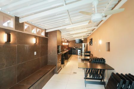 Apartamento à venda com 134m², 3 quartos e 2 vagas Apartamento à venda com 134m², 3 quartos e 2 vagasChurrasqueira