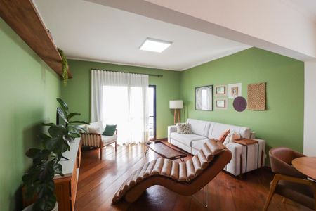 Apartamento à venda com 134m², 3 quartos e 2 vagas Apartamento à venda com 134m², 3 quartos e 2 vagasSala