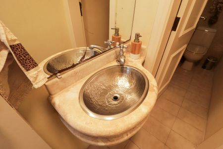 Apartamento à venda com 134m², 3 quartos e 2 vagas Apartamento à venda com 134m², 3 quartos e 2 vagasLavabo