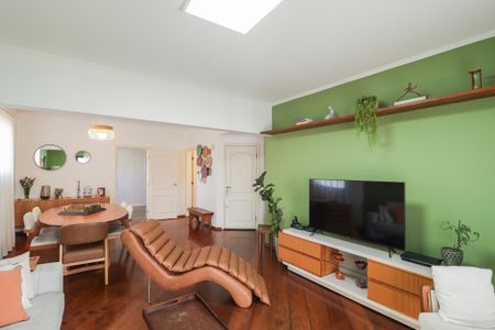 Apartamento à venda com 134m², 3 quartos e 2 vagas Apartamento à venda com 134m², 3 quartos e 2 vagasSala