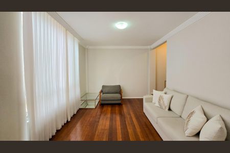 Apartamento à venda com 110m², 3 quartos e 1 vagaSala