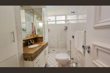 Apartamento à venda com 110m², 3 quartos e 1 vagaBanheiro social