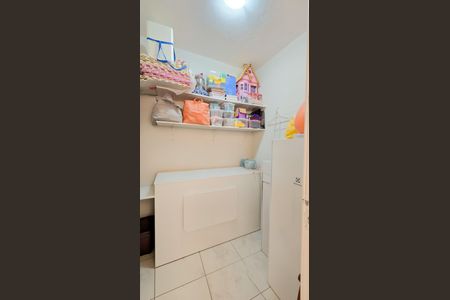 Apartamento à venda com 110m², 3 quartos e 1 vagaÁrea de serviço