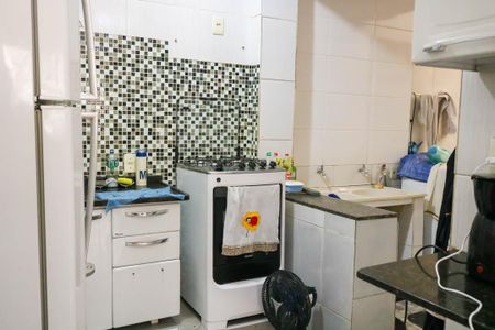 Casa de condomínio para alugar com 244m², 4 quartos e 1 vagaCozinha 1º Pavimento