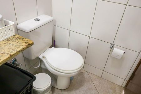 Casa de condomínio para alugar com 244m², 4 quartos e 1 vagaBanheiro do Quarto Suite - 2º Pavimento