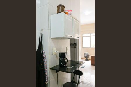 Casa de condomínio para alugar com 244m², 4 quartos e 1 vagaCozinha 1º Pavimento