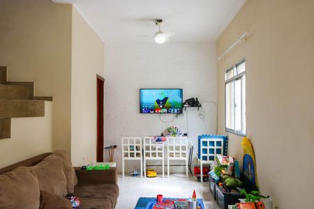 Sala 1º Pavimento de casa de condomínio para alugar com 4 quartos, 244m² em Todos Os Santos, Rio de Janeiro